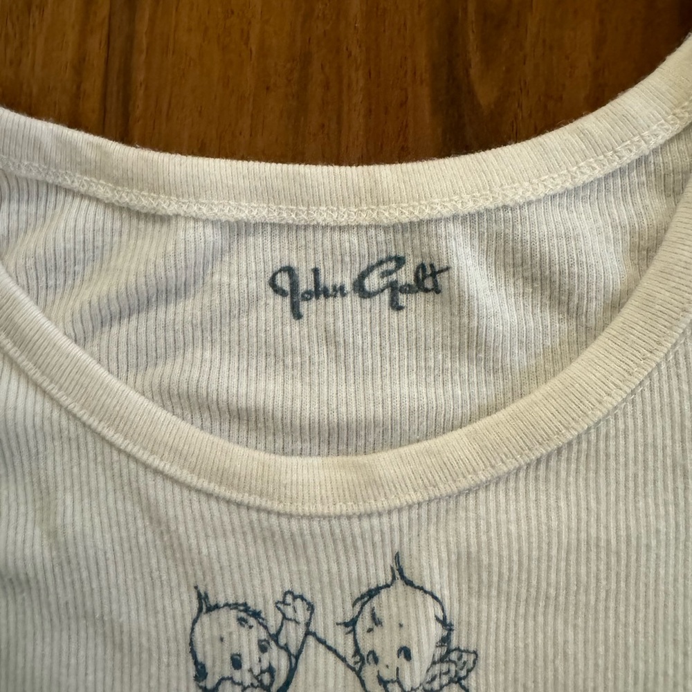 Brandy Melville top - Picture 2 of 3